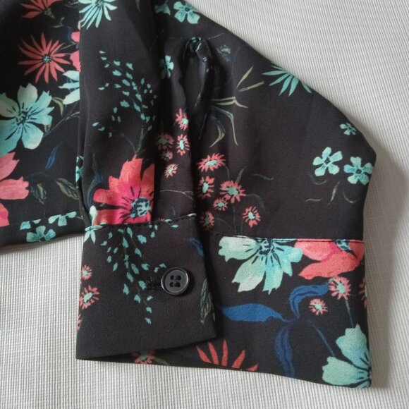 Lane Bryant Black and Colorful Floral Print Roll Tab Sleeve Button Blouse 14 16 - Picture 7 of 12